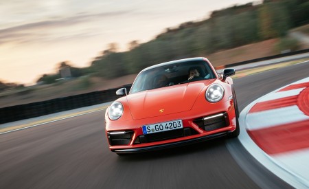 2022 Porsche 911 Carrera 4 GTS (Color: Lava Orange) Front Wallpapers 450x275 (3)