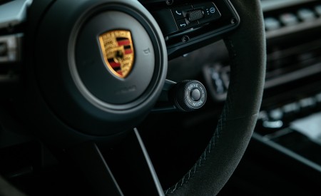 2022 Porsche 911 Carrera 4 GTS (Color: Lava Orange) Interior Steering Wheel Wallpapers 450x275 (64)
