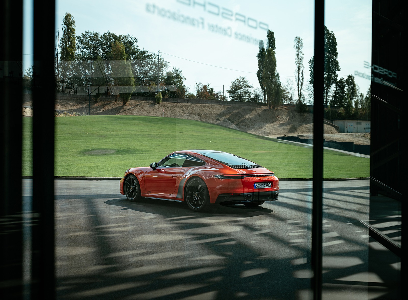 2022 Porsche 911 Carrera 4 GTS (Color: Lava Orange) Rear Three-Quarter Wallpapers #43 of 64