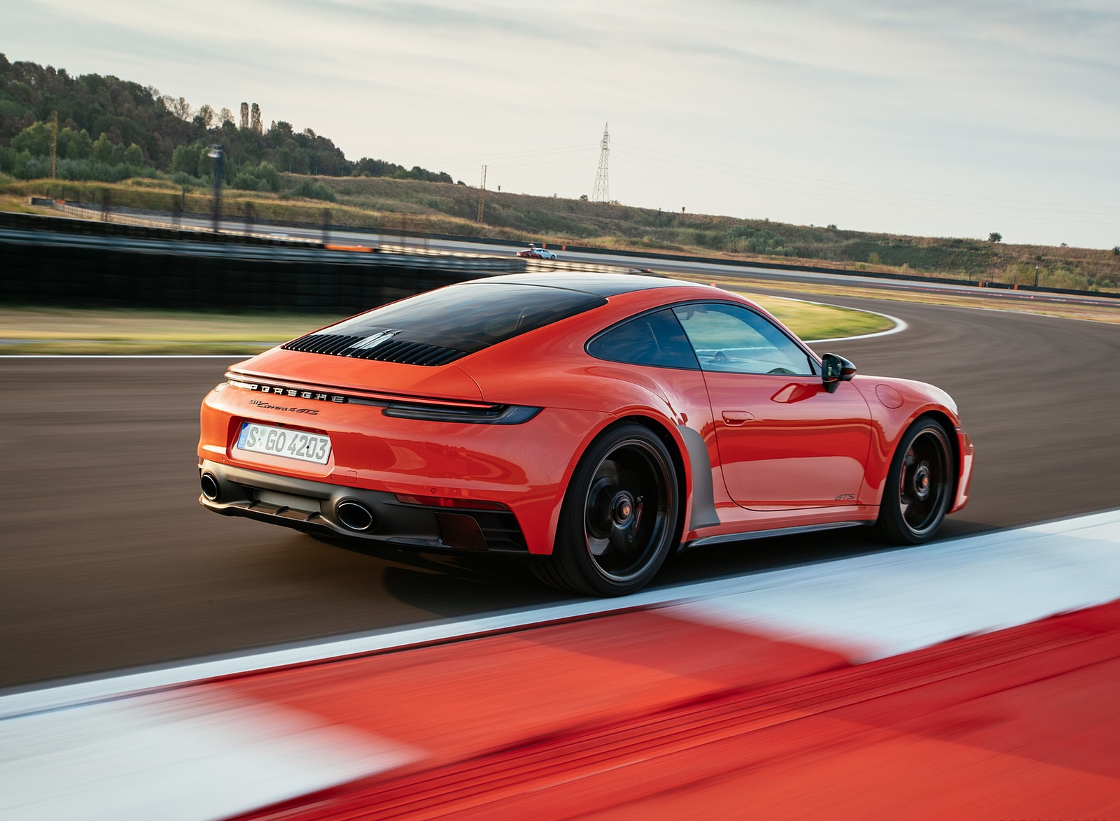 2022 Porsche 911 Carrera 4 GTS (Color: Lava Orange) Rear Three-Quarter Wallpapers #21 of 64