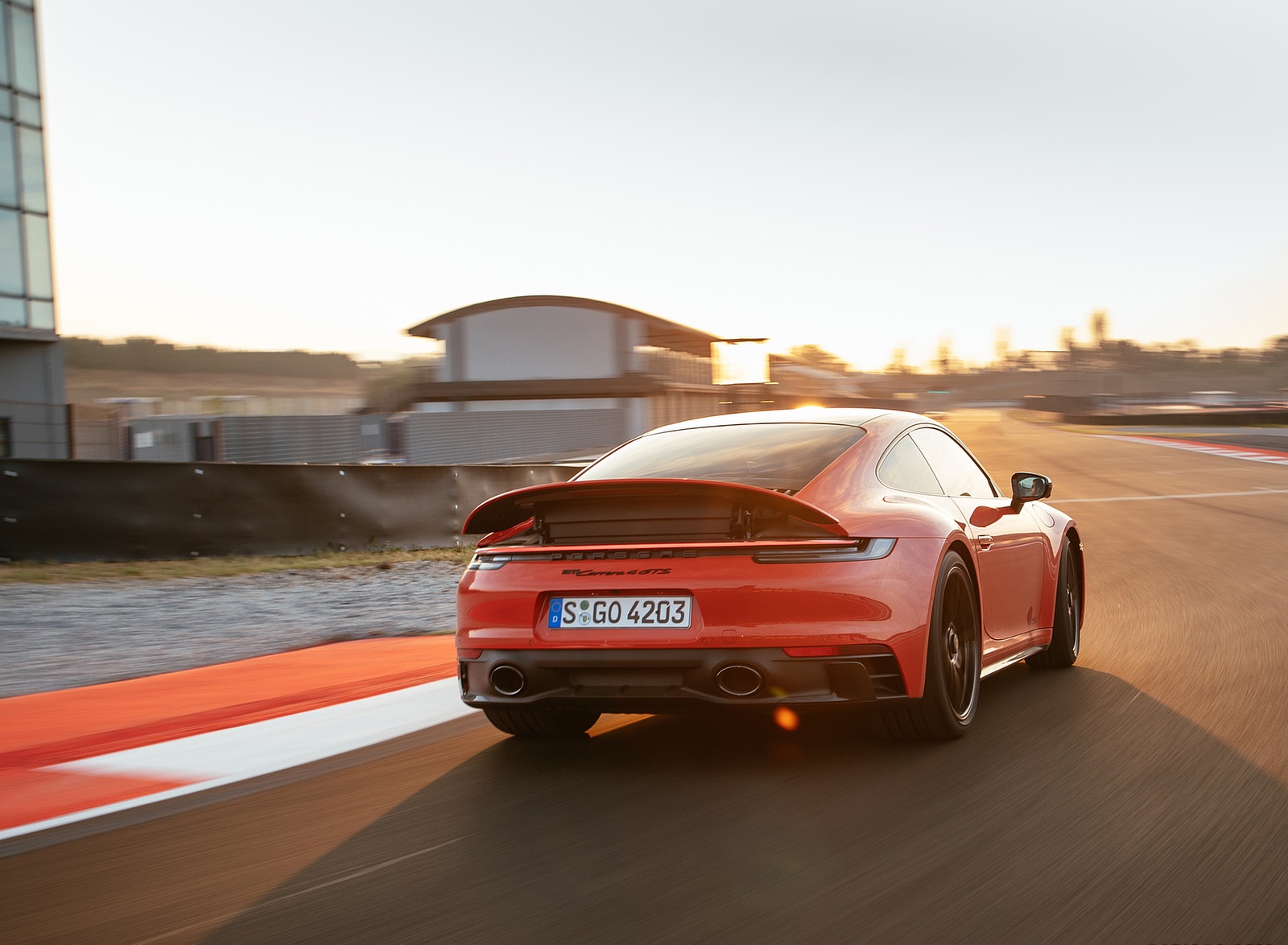 2022 Porsche 911 Carrera 4 GTS (Color: Lava Orange) Rear Wallpapers #22 of 64