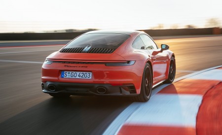 2022 Porsche 911 Carrera 4 GTS (Color: Lava Orange) Rear Wallpapers 450x275 (25)