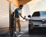 2022 Renault Megane E-Tech Charging Wallpapers  150x120 (56)