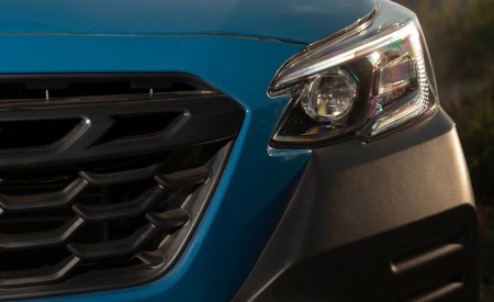 2022 Subaru Outback Wilderness Headlight Wallpapers  450x275 (28)