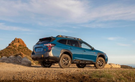 2022 Subaru Outback Wilderness Rear Three-Quarter Wallpapers  450x275 (13)
