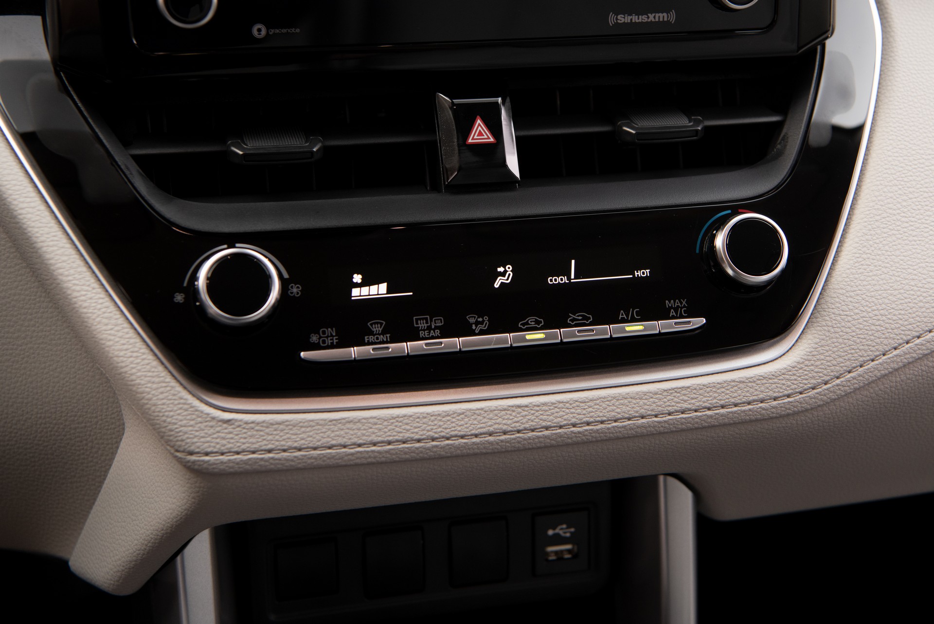 2022 Toyota Corolla Cross L Central Console Wallpapers #38 of 42