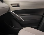 2022 Toyota Corolla Cross L Interior Detail Wallpapers 150x120 (33)
