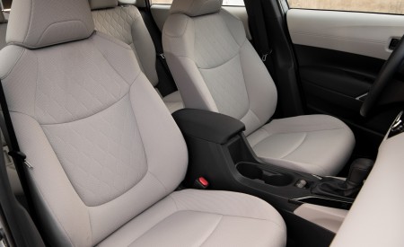 2022 Toyota Corolla Cross L Interior Front Seats Wallpapers 450x275 (34)