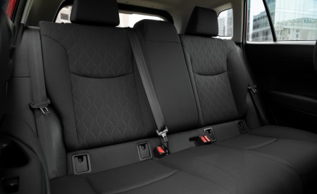 2022 Toyota Corolla Cross LE Interior Rear Seats Wallpapers  450x275 (63)
