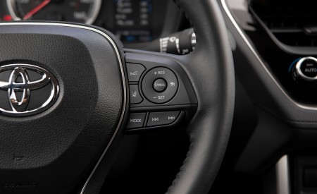 2022 Toyota Corolla Cross LE Interior Steering Wheel Wallpapers 450x275 (60)