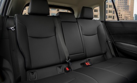 2022 Toyota Corolla Cross XLE Interior Rear Seats Wallpapers 450x275 (130)