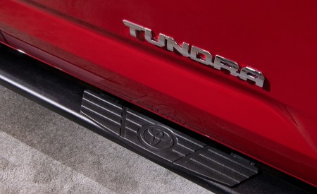 2022 Toyota Tundra Limited Detail Wallpapers 450x275 (76)