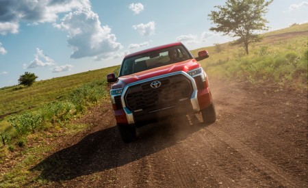2022 Toyota Tundra Limited Front Wallpapers 450x275 (11)
