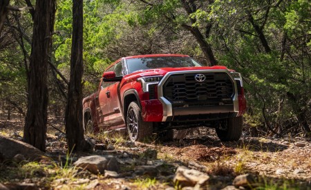 2022 Toyota Tundra Limited Off-Road Wallpapers 450x275 (25)