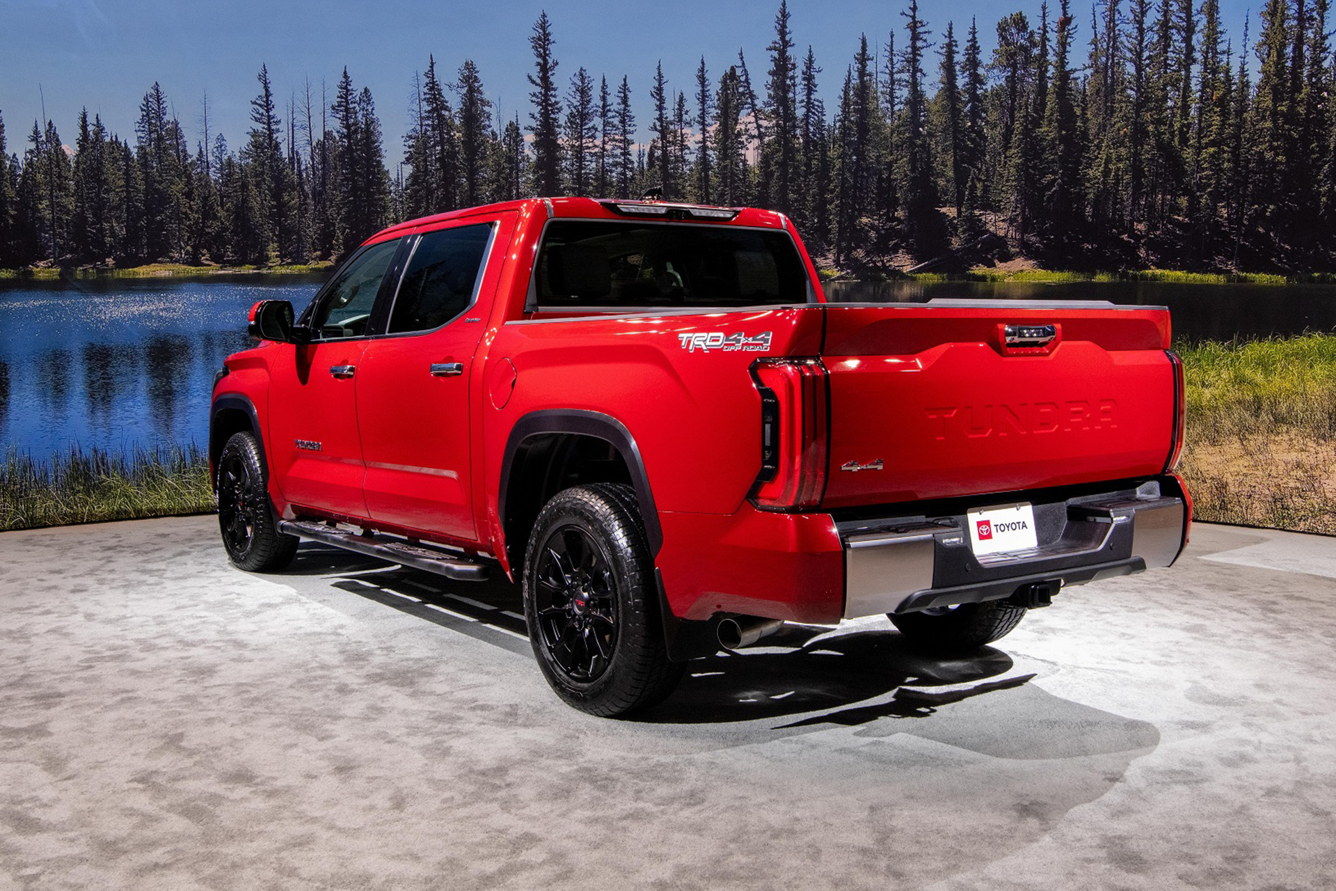 2022 Toyota Tundra Limited Rear Three-Quarter Wallpapers #64 of 105
