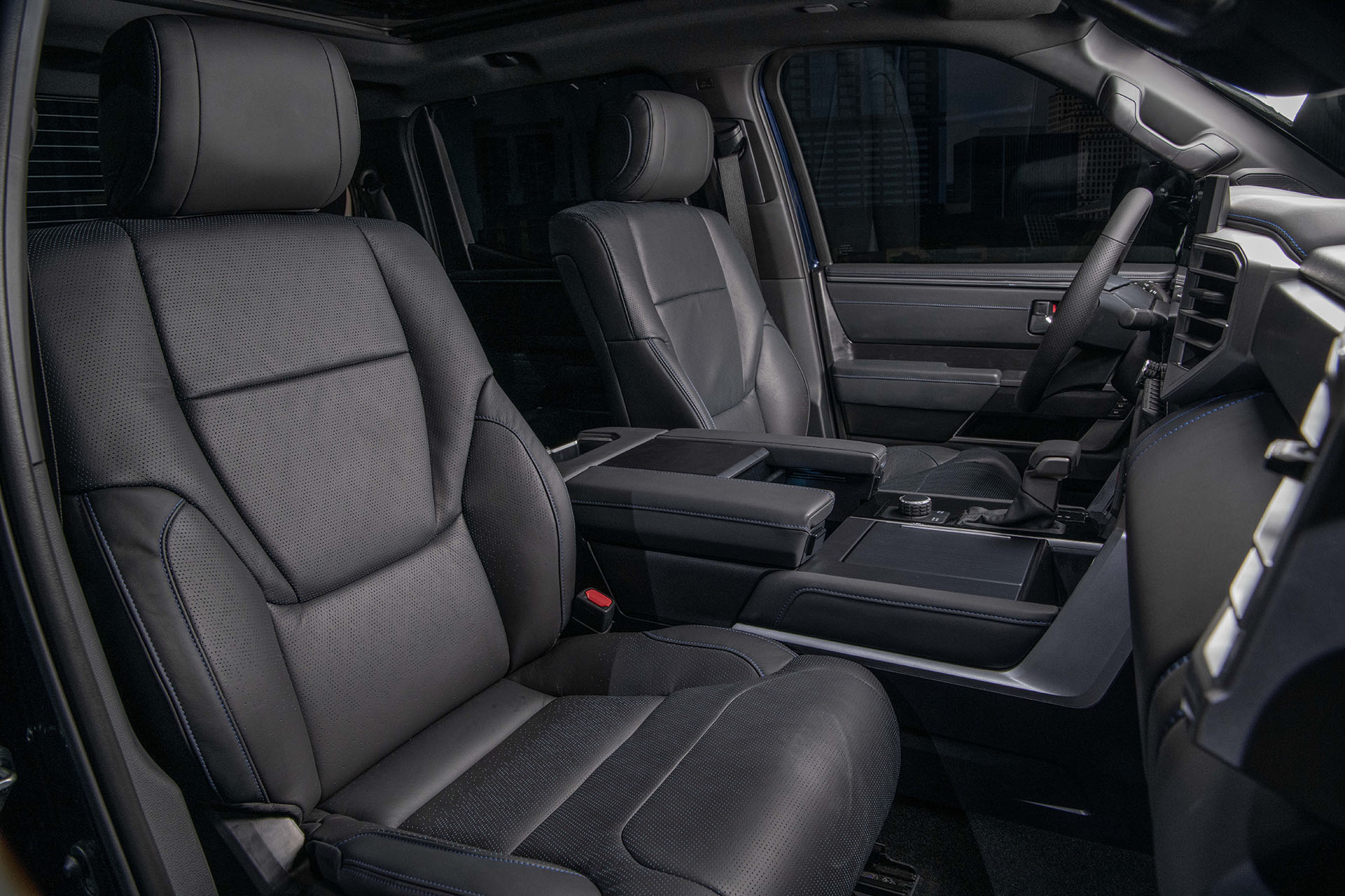 2022 Toyota Tundra Platinum Interior Front Seats Wallpapers #43 of 47