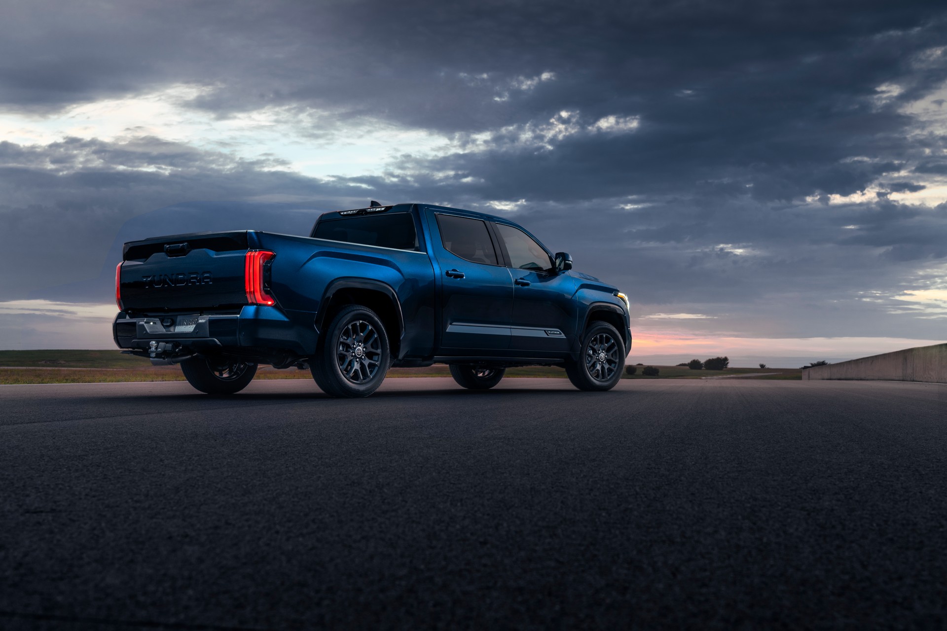 2022 Toyota Tundra Platinum Rear Three-Quarter Wallpapers (10)