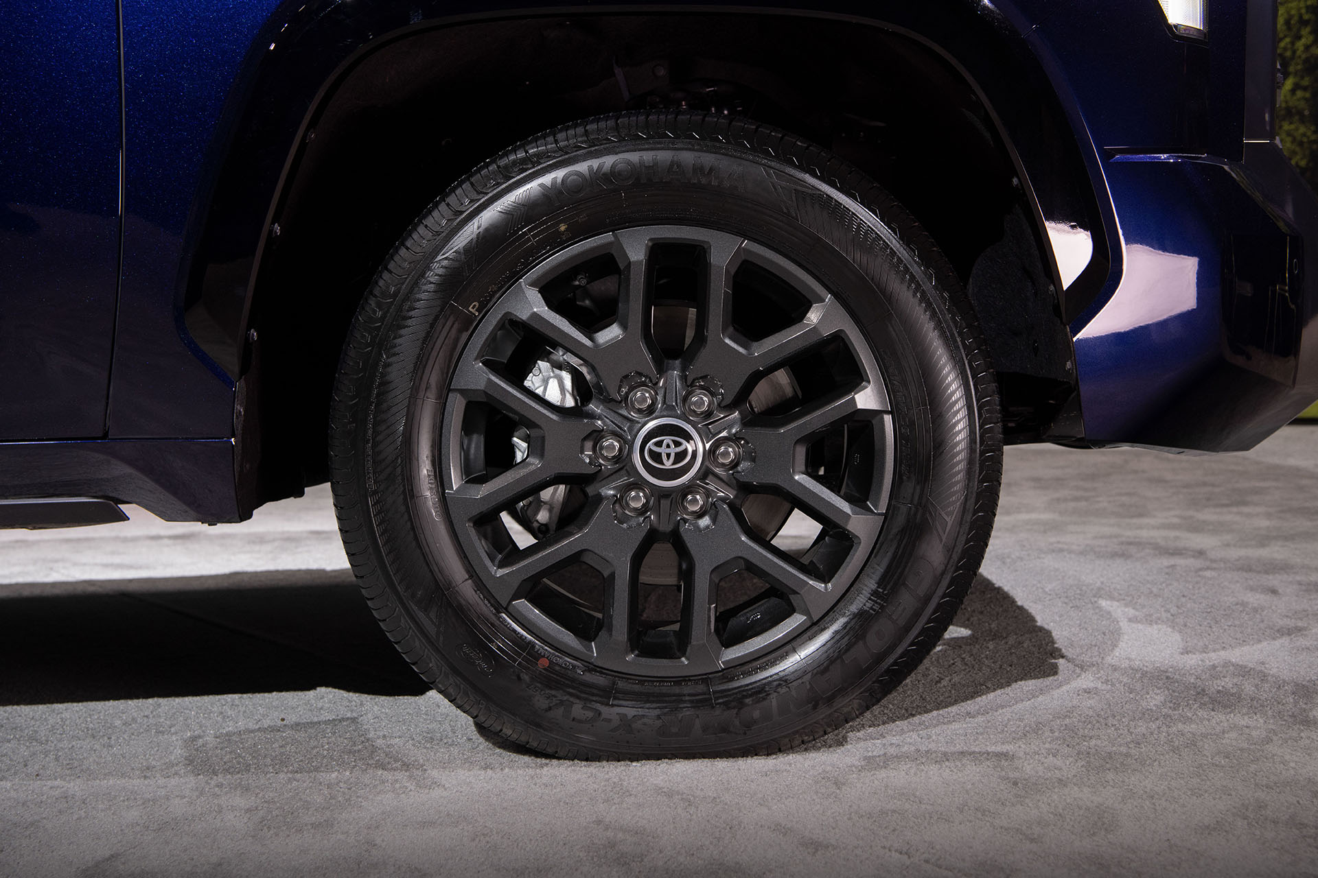 2022 Toyota Tundra Platinum Wheel Wallpapers #29 of 47