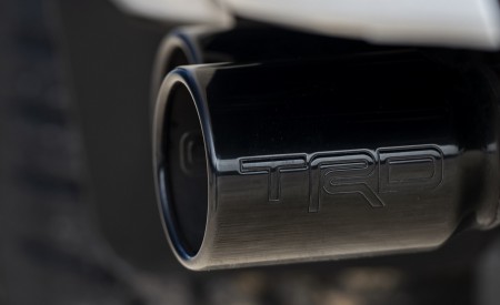 2022 Toyota Tundra TRD Pro Exhaust Wallpapers 450x275 (19)