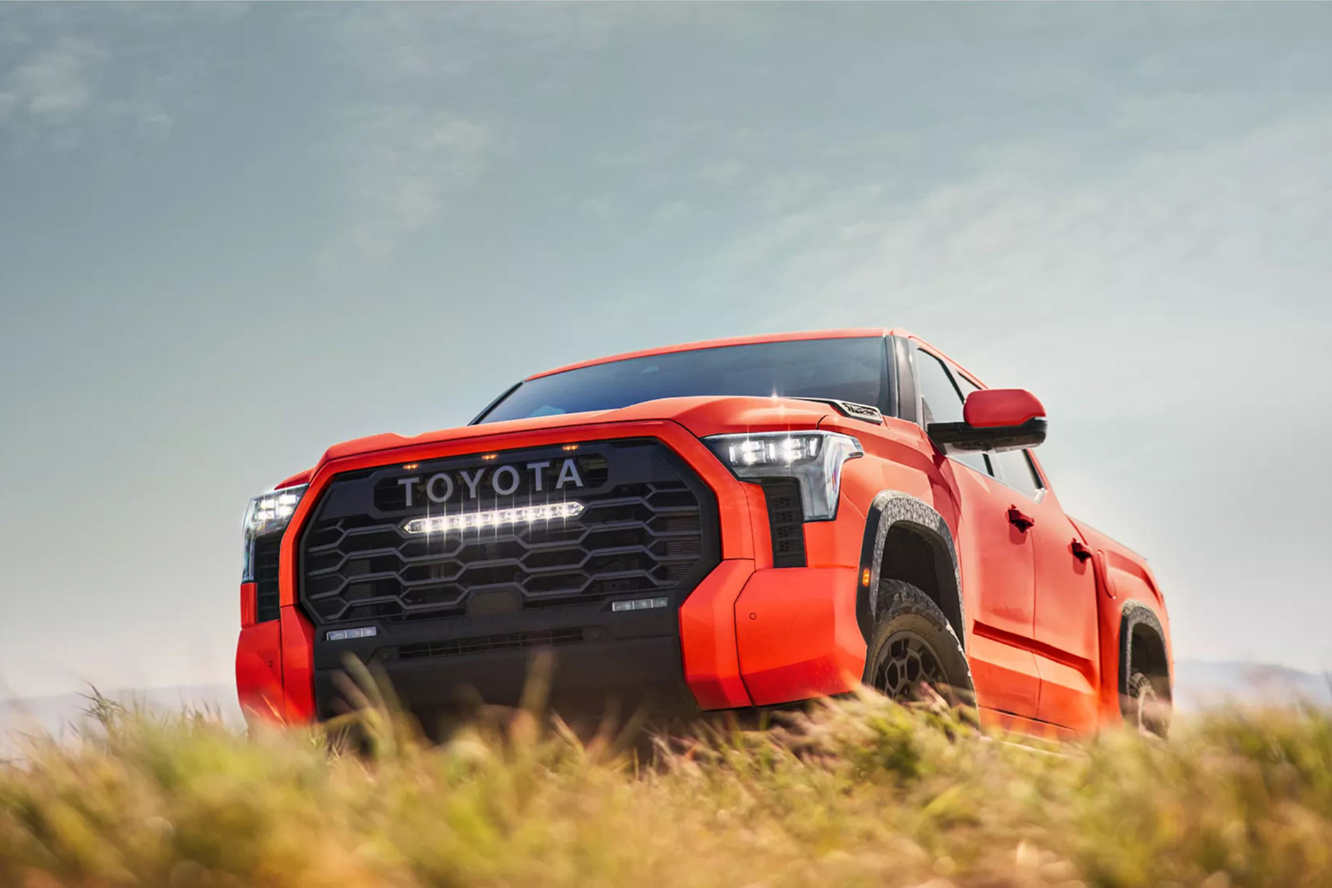 2022 Toyota Tundra TRD Pro Front Three-Quarter Wallpapers (2)