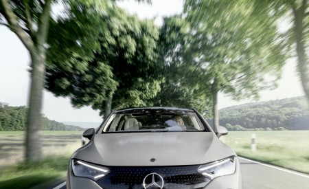 2023 Mercedes-Benz EQE 350 Edition 1 AMG Line Front Wallpapers 450x275 (9)