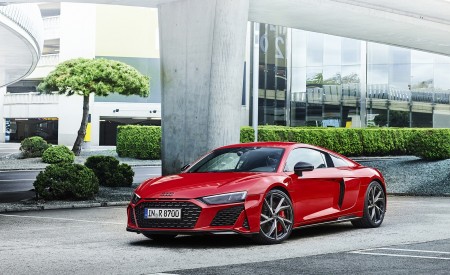 2022 Audi R8 Coupe V10 Performance RWD (Color: Tango Red) Front Three-Quarter Wallpapers 450x275 (5)