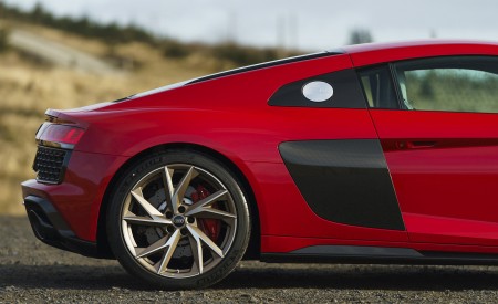 2022 Audi R8 Coupe V10 Performance RWD (UK-Spec) Wheel Wallpapers 450x275 (111)