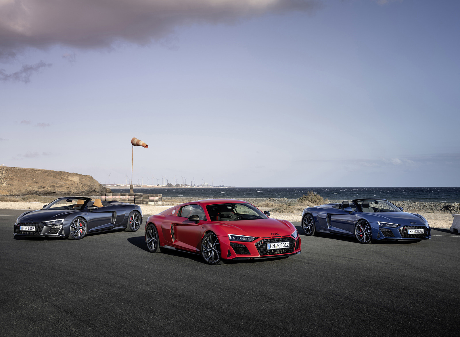 2022 Audi R8 Coupe V10 Performance RWD and R8 V10 Spyder RWD Wallpapers #31 of 163