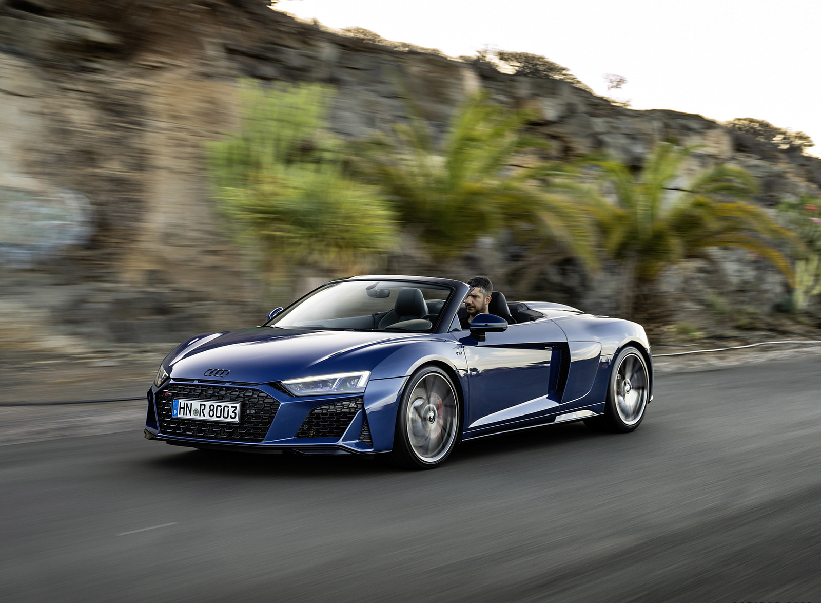 2022 Audi R8 Spyder V10 Performance RWD (Color: Ascari Blue Metallic) Front Three-Quarter Wallpapers #23 of 40