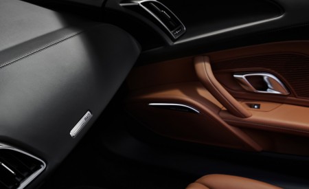 2022 Audi R8 Spyder V10 Performance RWD Interior Detail Wallpapers 450x275 (10)