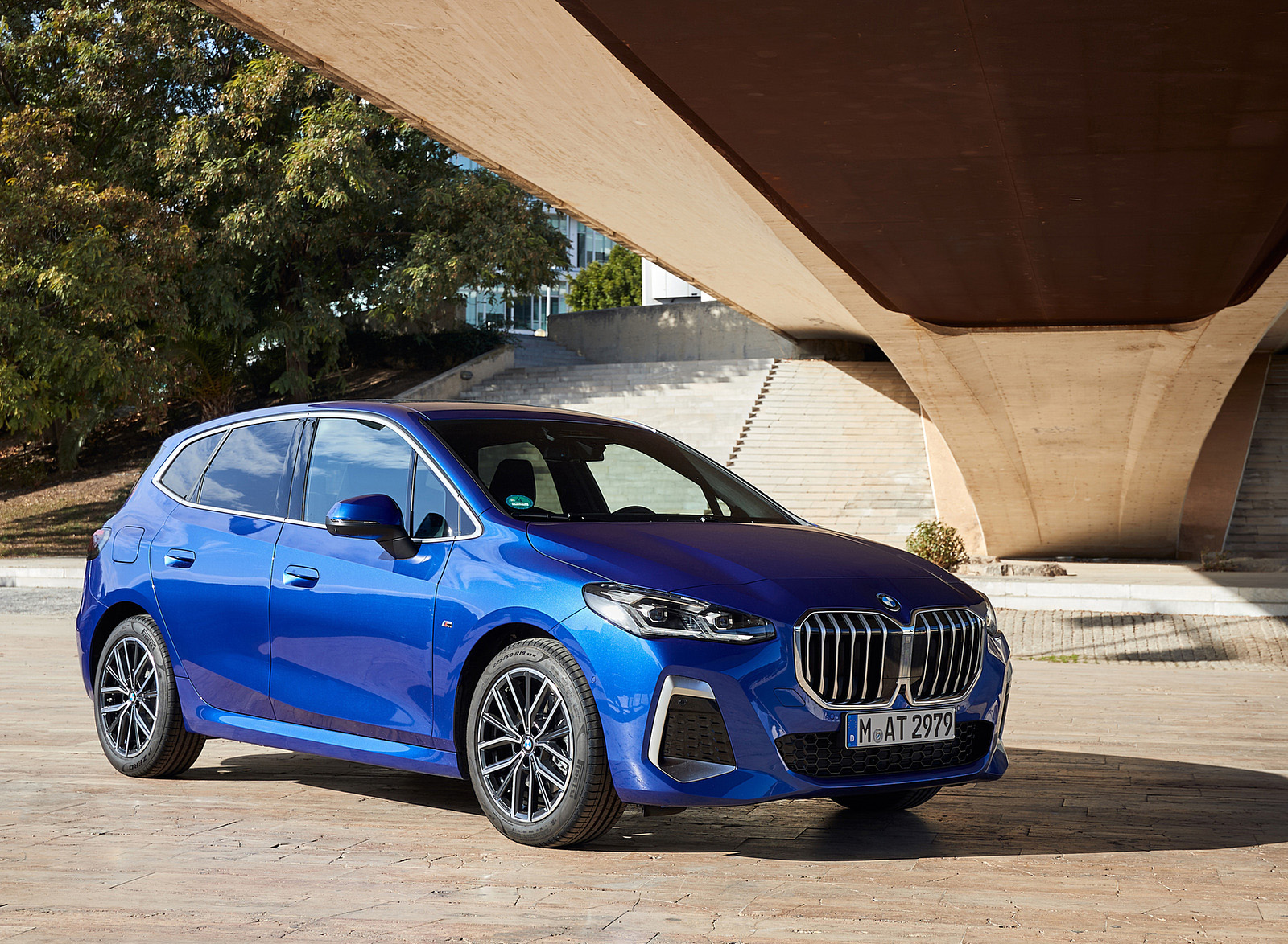 2022 BMW 2 Series 223i Active Tourer Front Three-Quarter Wallpapers #151 of 231