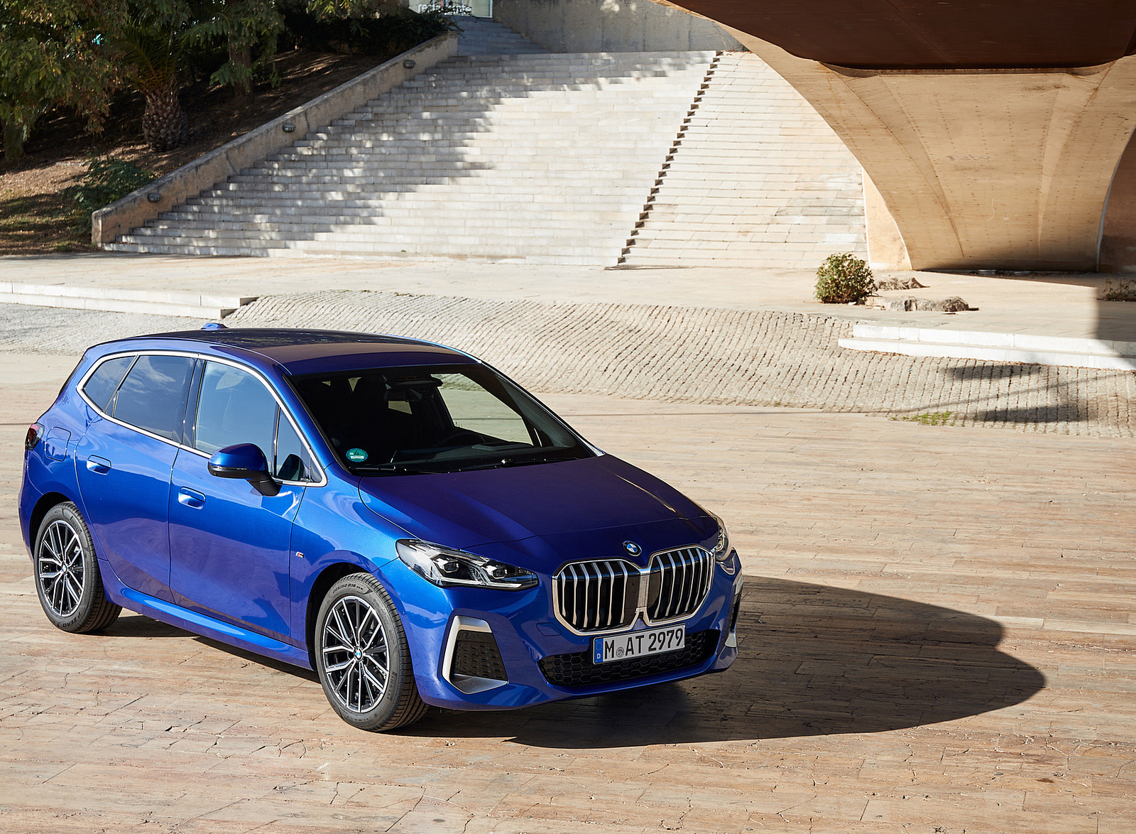 2022 BMW 2 Series 223i Active Tourer Front Three-Quarter Wallpapers #152 of 231