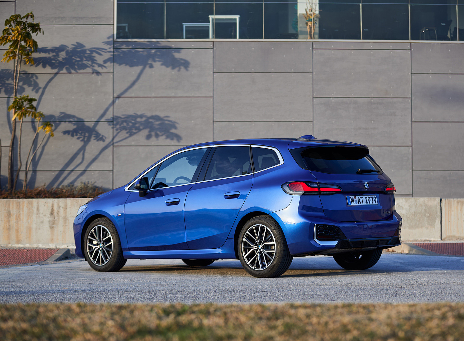 2022 BMW 2 Series 223i Active Tourer Rear Three-Quarter Wallpapers #166 of 231