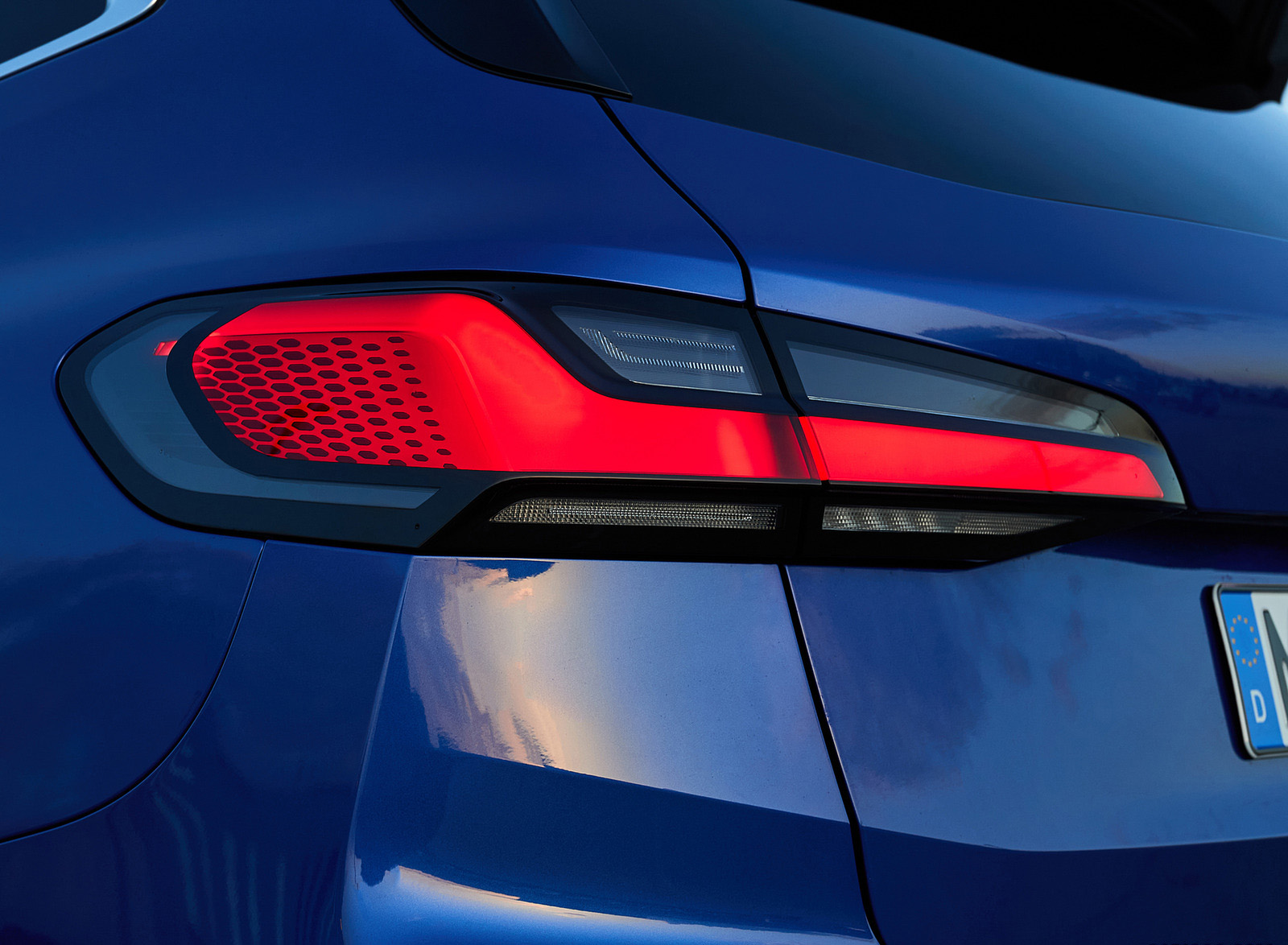 2022 BMW 2 Series 223i Active Tourer Tail Light Wallpapers  #183 of 231
