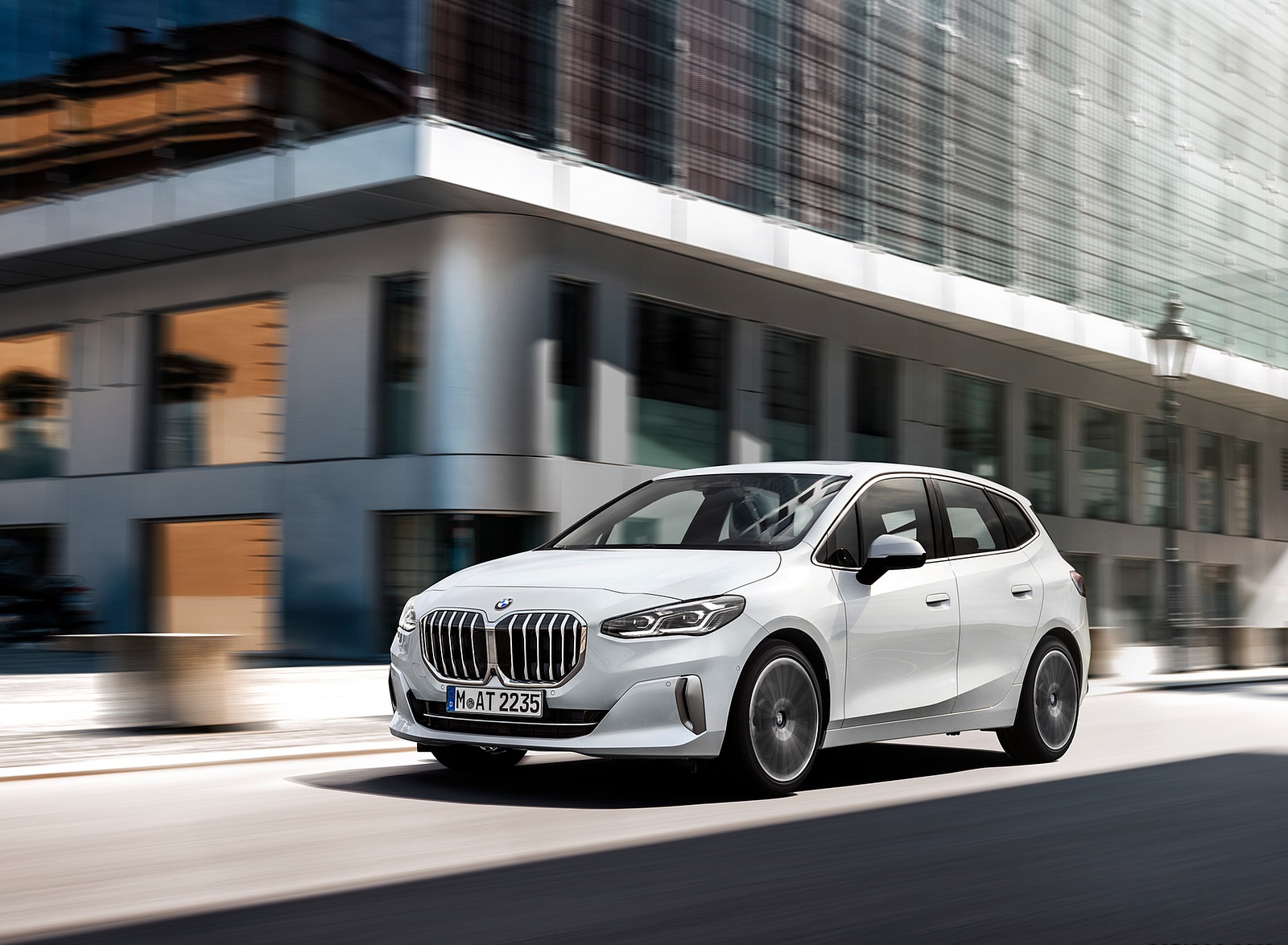 2022 BMW 223i Active Tourer Front Three-Quarter Wallpapers (9)