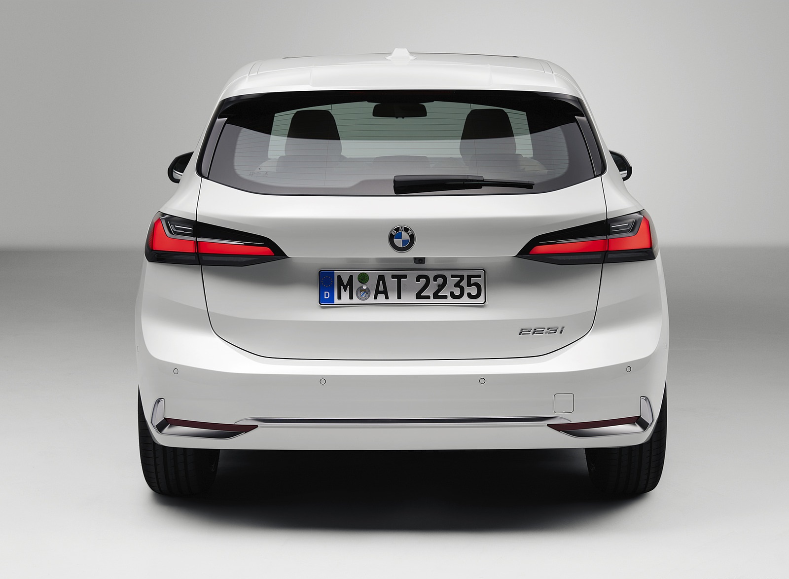 2022 BMW 223i Active Tourer Rear Wallpapers #25 of 231