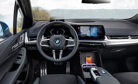 2022 BMW 230e xDrive Active Tourer Interior Cockpit Wallpapers 450x275 (51)