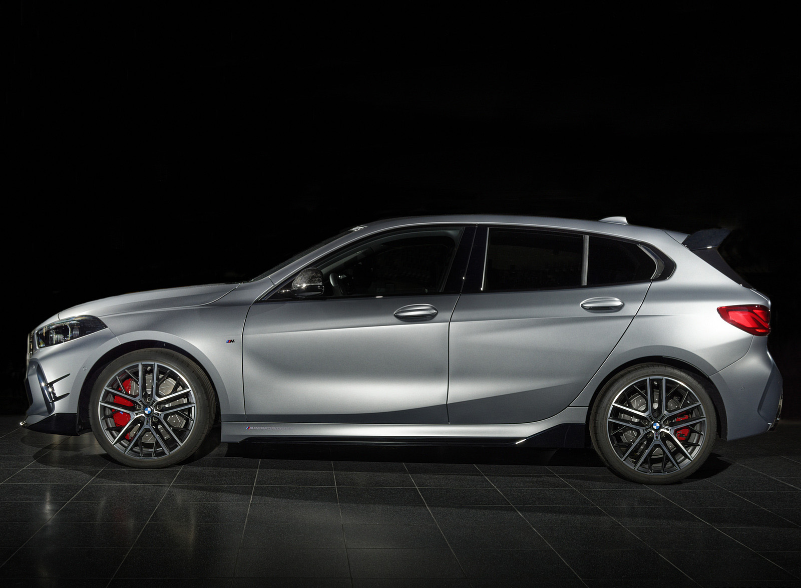 2022 BMW M135i BMW M Perfomance Parts Side Wallpapers #79 of 95