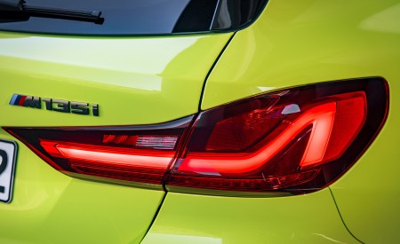2022 BMW M135i xDrive Tail Light Wallpapers 450x275 (65)