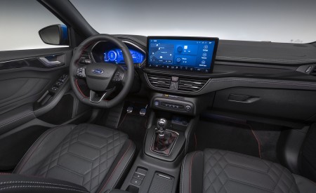 2022 Ford Focus ST-Line Interior Wallpapers 450x275 (7)