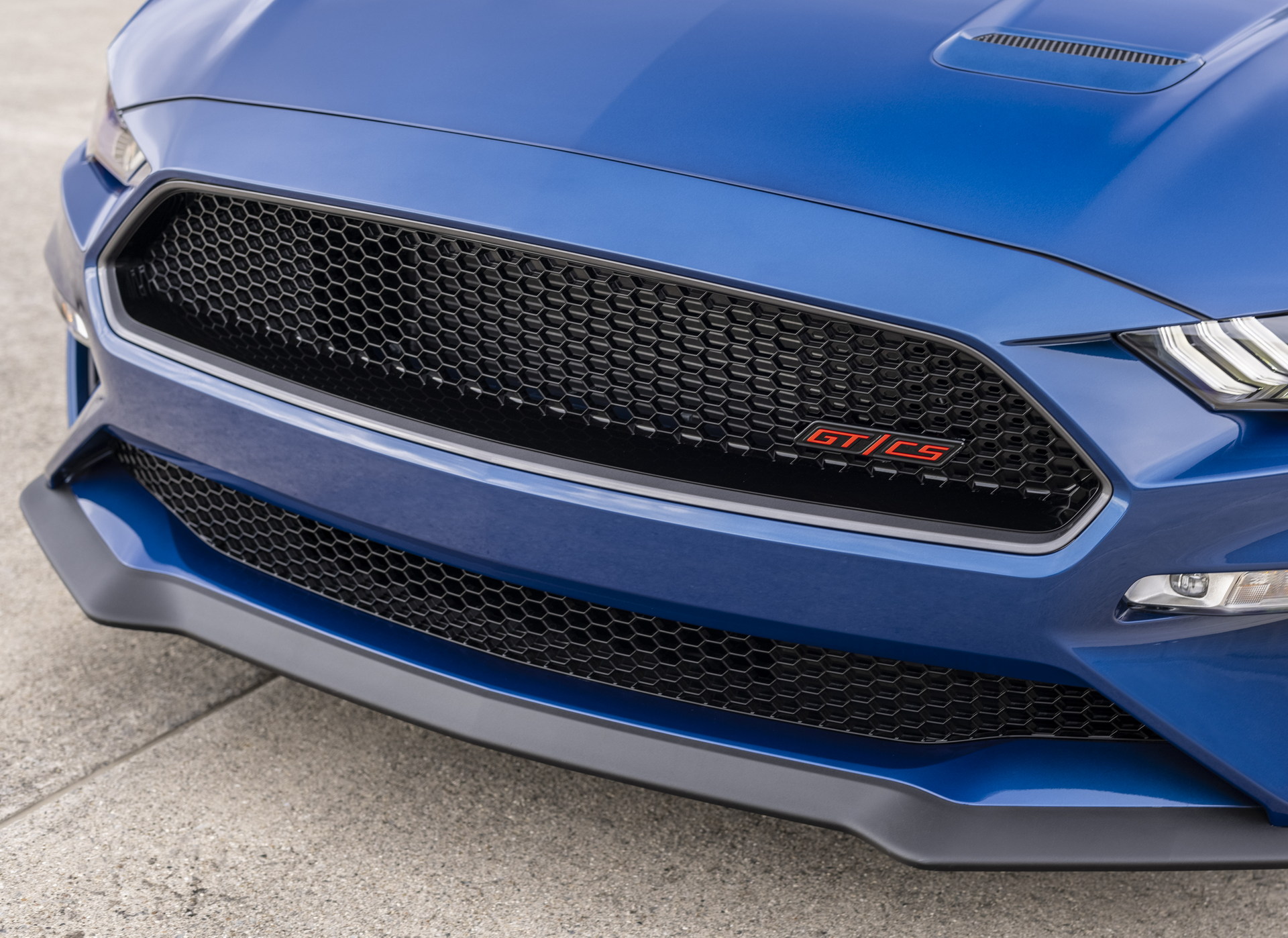 2022 Ford Mustang GT California Special Grille Wallpapers #6 of 17