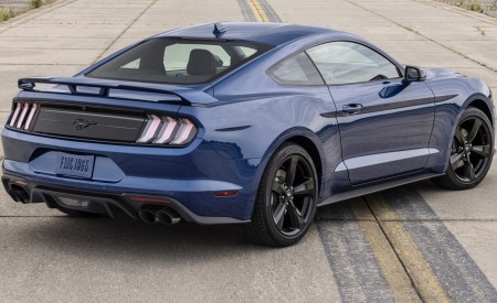 2022 Ford Mustang GT Stealth Edition Rear Three-Quarter Wallpapers 450x275 (4)