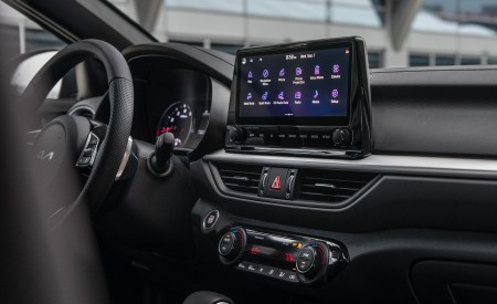 2022 Kia Forte GT Central Console Wallpapers 450x275 (23)