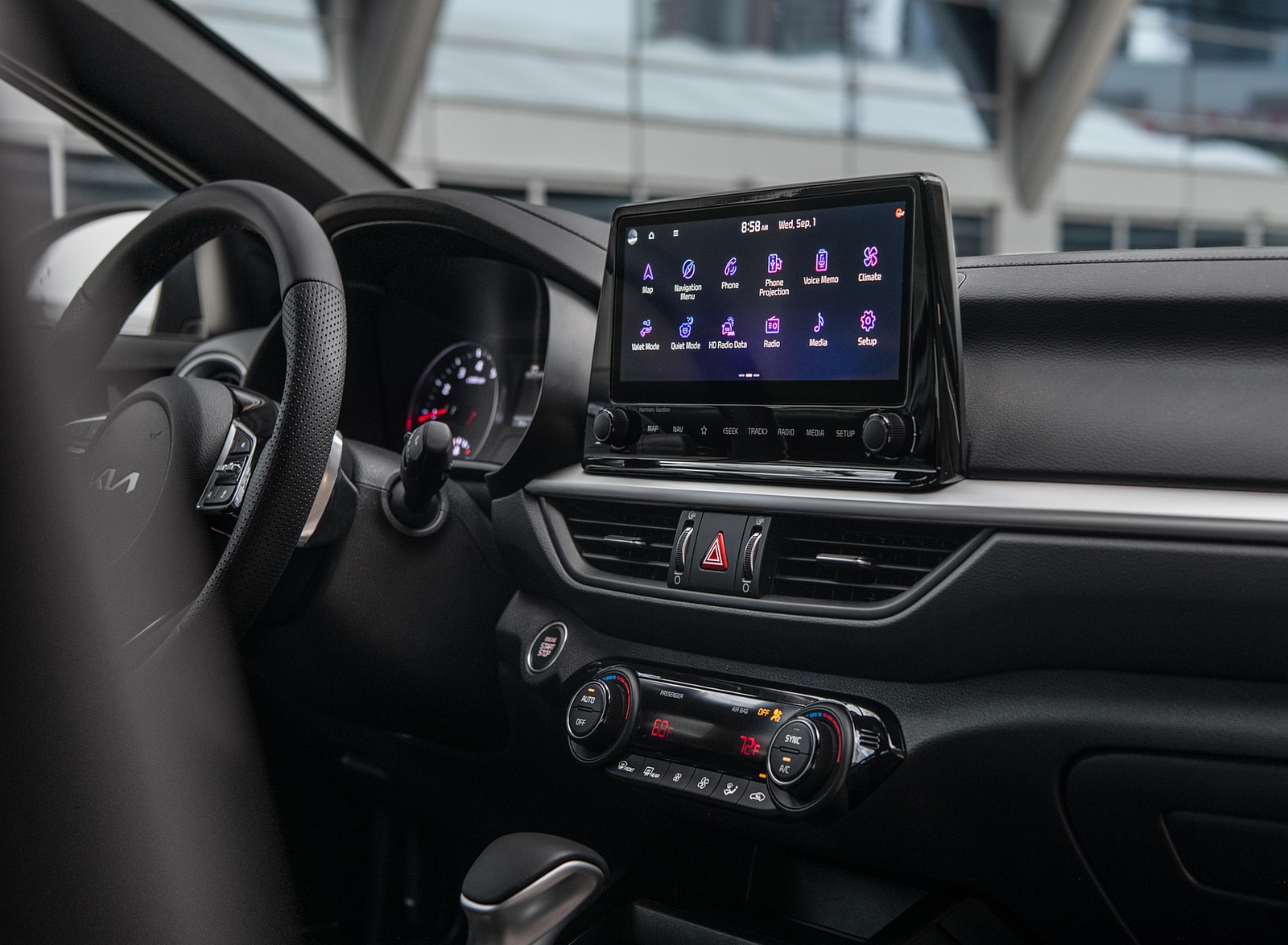 2022 Kia Forte GT Central Console Wallpapers #23 of 25