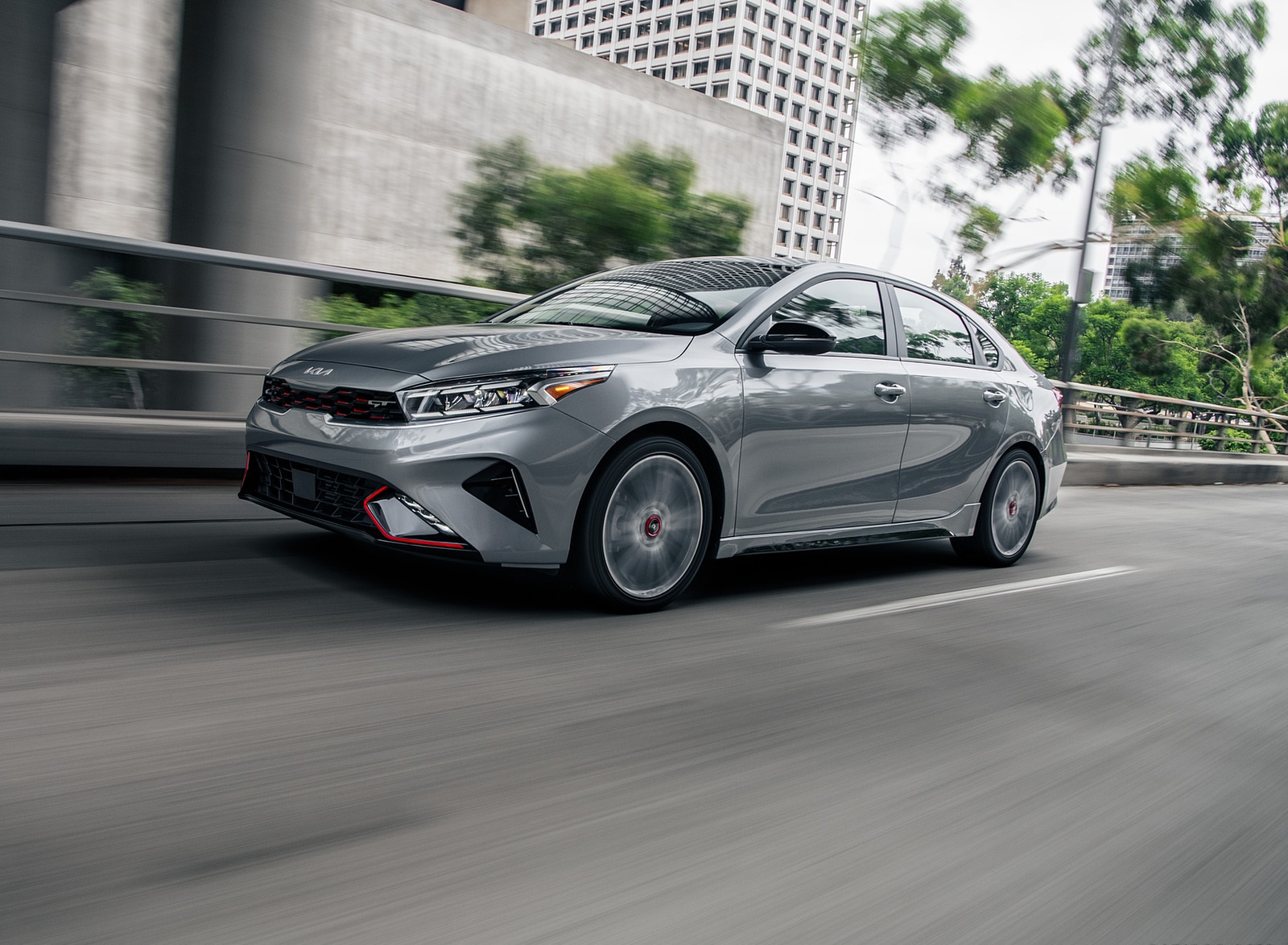 2022 Kia Forte GT Front Three-Quarter Wallpapers #11 of 25