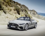 2022 Mercedes-AMG SL 55 4MATIC+ (Color: Alpine Grey Uni) Front Three-Quarter Wallpapers 150x120 (13)