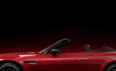 2022 Mercedes-AMG SL 63 4MATIC+ (Color: Patagonia Red Metallic) Detail Wallpapers 450x275 (76)