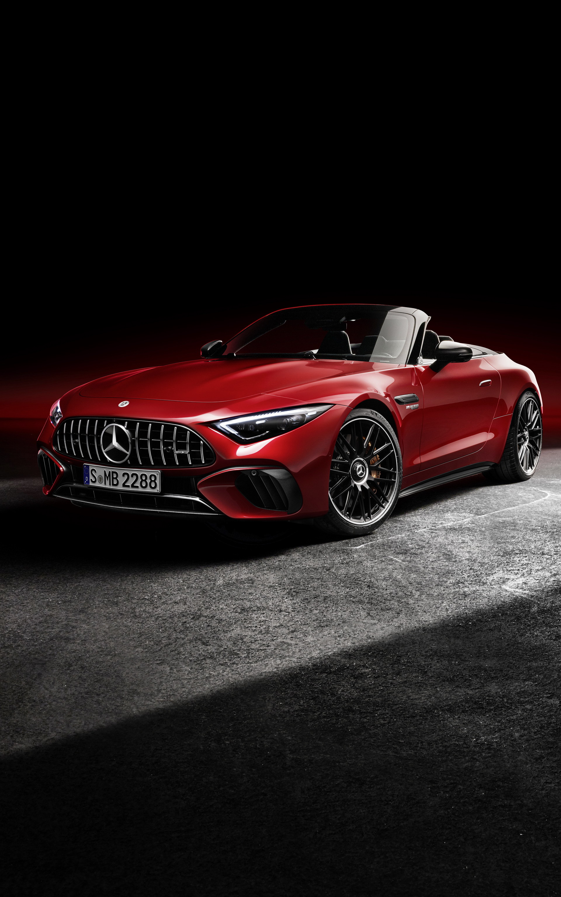 2022 Mercedes-AMG SL 63 4MATIC+ (Color: Patagonia Red Metallic) Front Three-Quarter Wallpapers #60 of 97