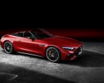 2022 Mercedes-AMG SL 63 4MATIC+ (Color: Patagonia Red Metallic) Front Three-Quarter Wallpapers 150x120 (46)