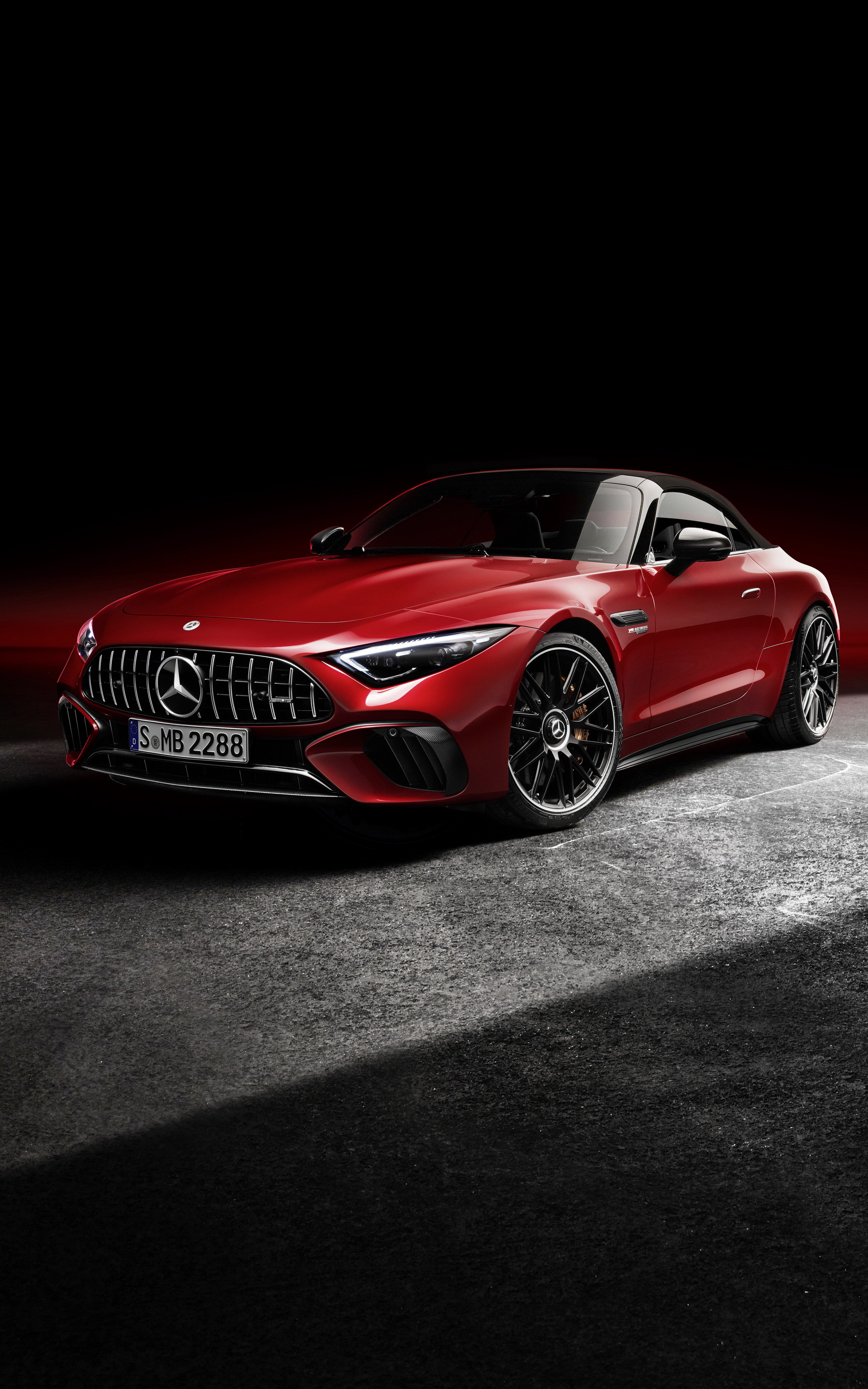 2022 Mercedes-AMG SL 63 4MATIC+ (Color: Patagonia Red Metallic) Front Three-Quarter Wallpapers #61 of 97